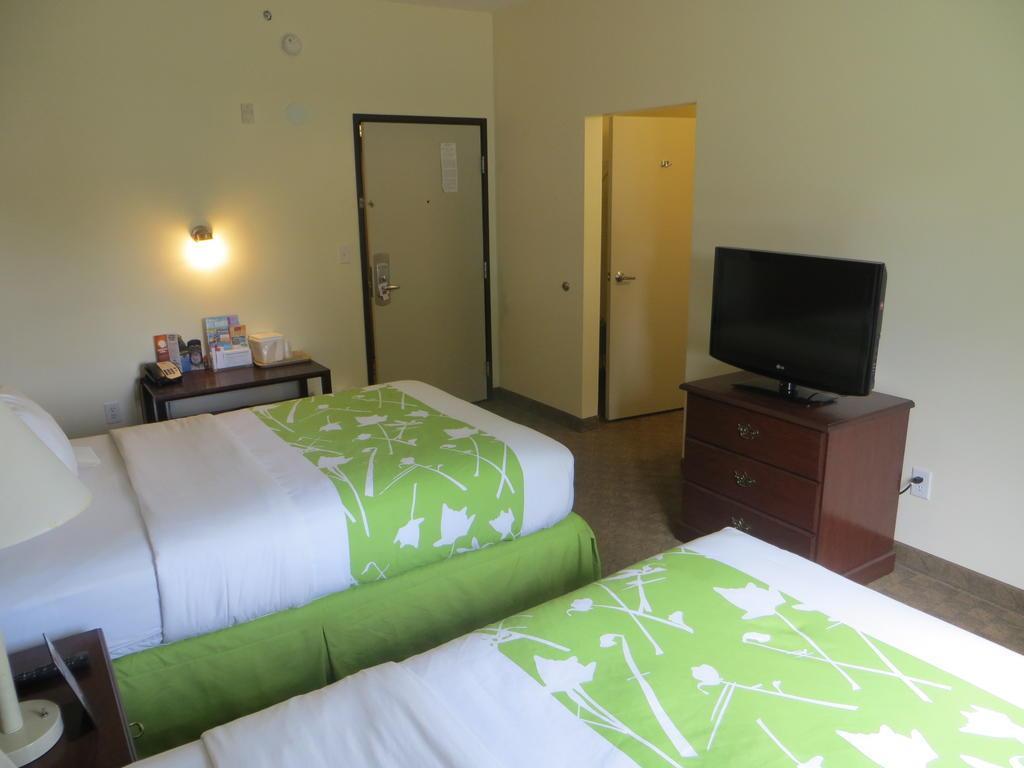 Econo Lodge Inn & Suites Fairgrounds Des Moines Ngoại thất bức ảnh