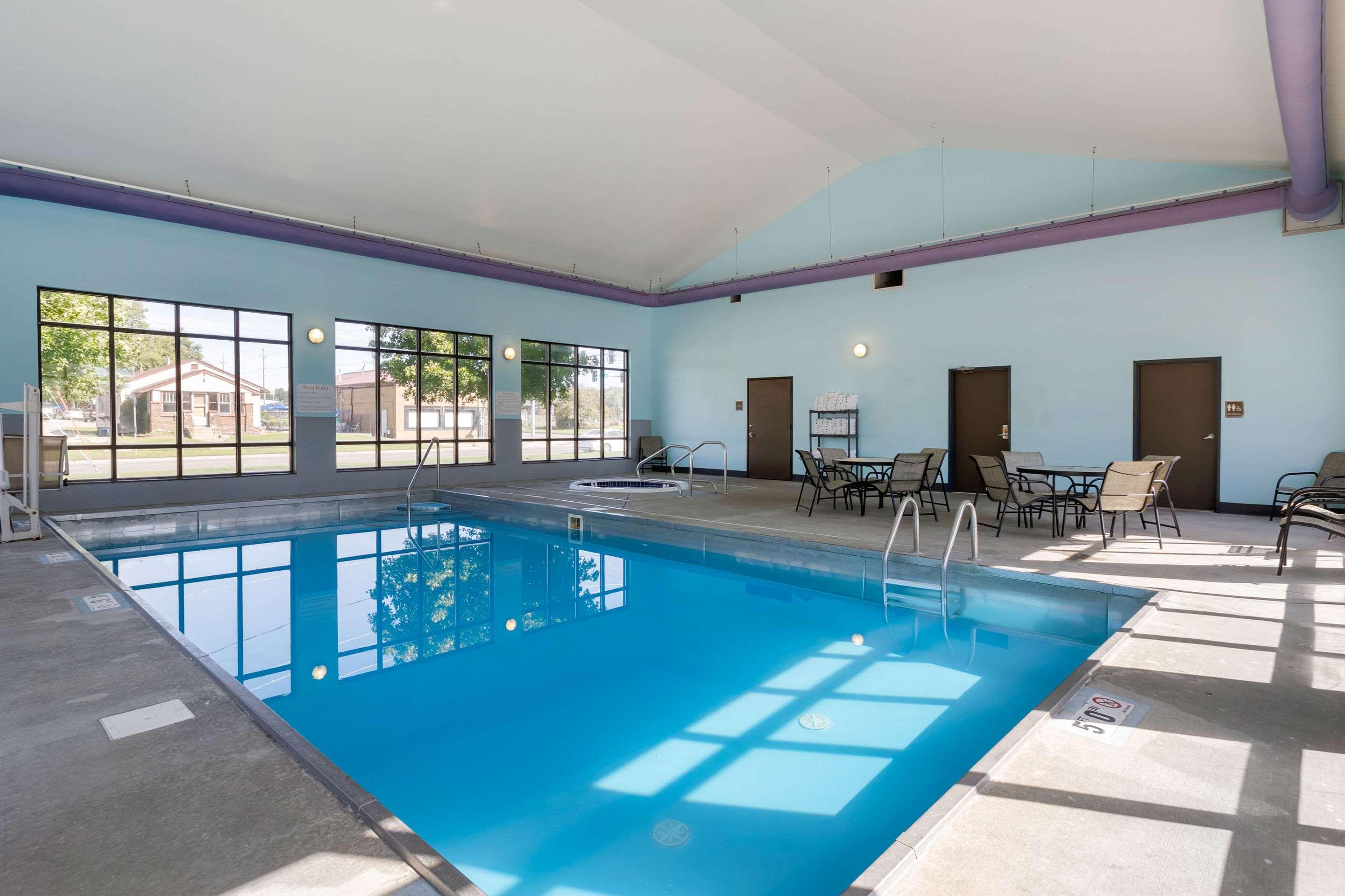 Econo Lodge Inn & Suites Fairgrounds Des Moines Ngoại thất bức ảnh